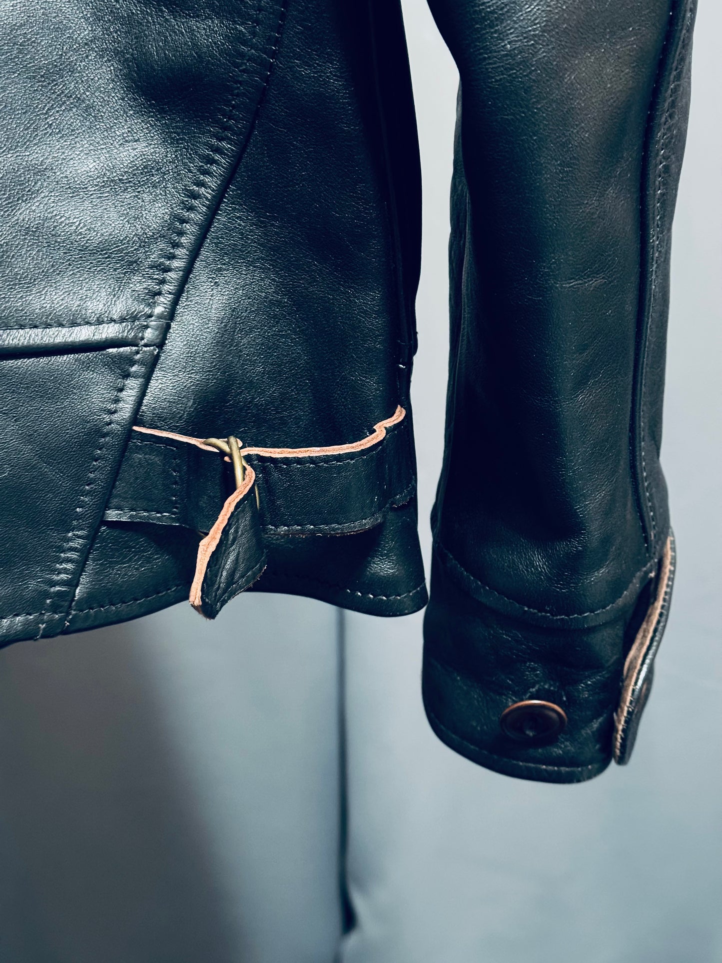 Bill Kelso (similar to Himel Bros) – H&L Block Heron Black Shinki Leather Jacket Size 36
