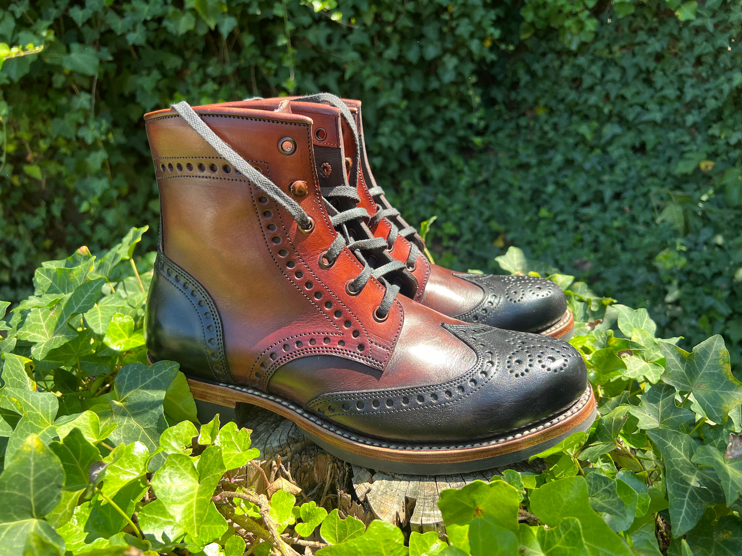 Perera FIELD BOOT WINGTIP size 9D Perera FIELD BOOT WINGTIP size 9D