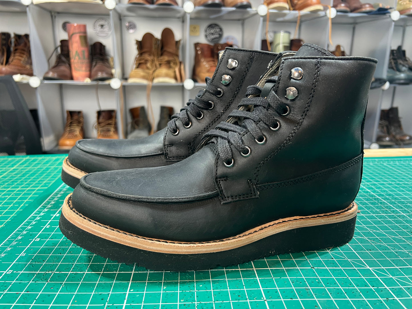 Dievier Nomad Boots in Black Crazy Horse 8.5D