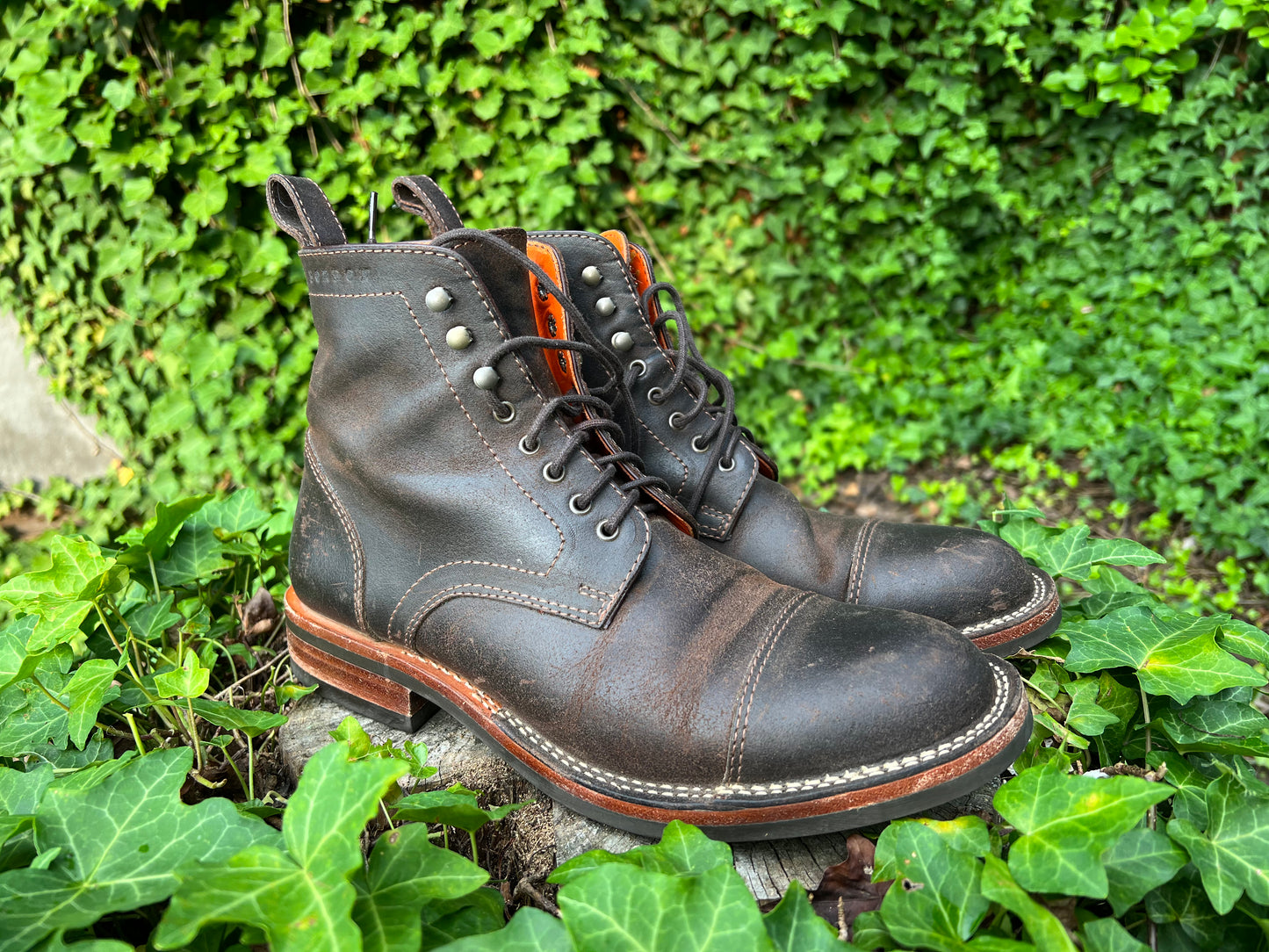 Bordon Tukano Boots in Waxed Suede 42.5
